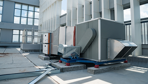 油煙凈化器用了一段時間后發(fā)生異響，這是什么原因呢？